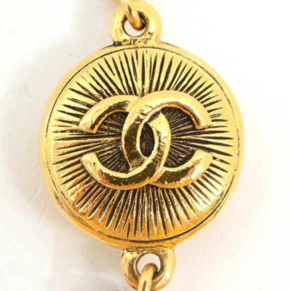 CHANEL CC Logo Round Pendant Necklace 38" Gold Tone Auth - Picture 9 of 14